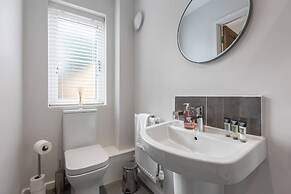 Host Stay Oyster Cottage