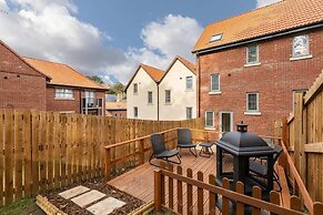 Host Stay Oyster Cottage