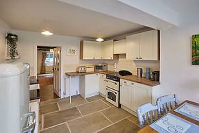 Host Stay Willow Cottage