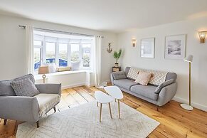 Host Stay Beach Retreat