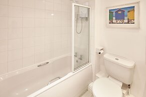 Host Stay Shipwrights Eskape