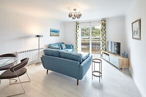 Host Stay Shipwrights Eskape