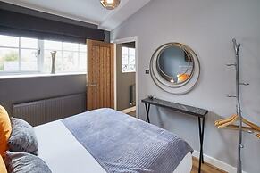 Host Stay 82F Galgate