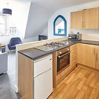 Host Stay The Whitby Pearl