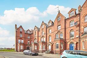 Host Stay The Whitby Pearl