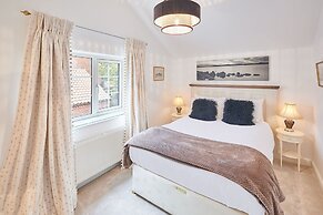 Host Stay Rose Cottage