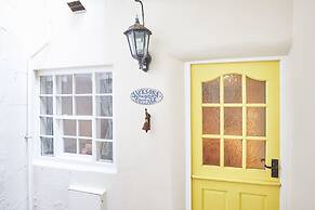 Host Stay Jacksons Cottage