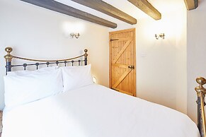 Host Stay Jacksons Cottage