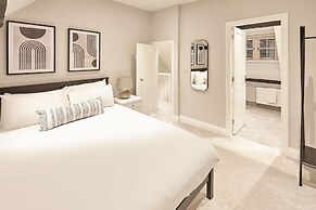 Host Stay Graham House