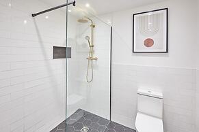 Host Stay Albion House