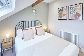 Host Stay Albion House