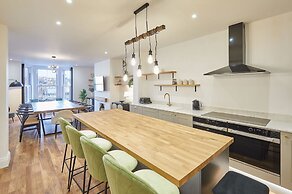 Host Stay Albion House