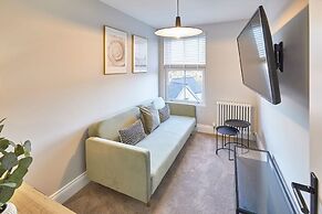 Host Stay Albion House