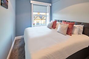 Host Stay Cattersty Hideaway