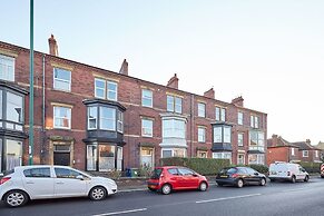 Host Stay Cattersty Hideaway