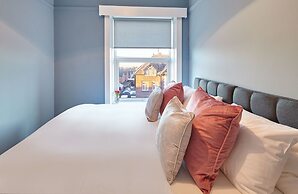 Host Stay Cattersty Hideaway