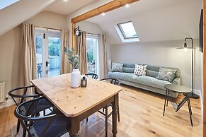 Host Stay Sleepers No 8