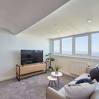 Host Stay Penthouse Pier View