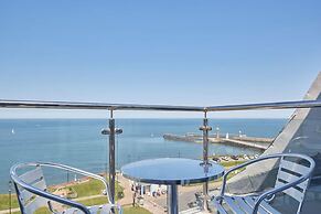 Host Stay Penthouse Pier View