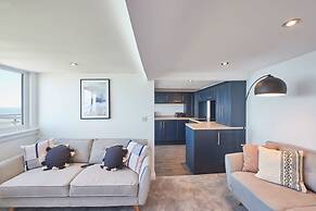 Host Stay Penthouse Pier View