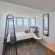 Host Stay Penthouse Pier View