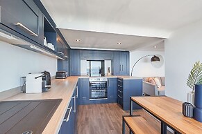 Host Stay Penthouse Pier View