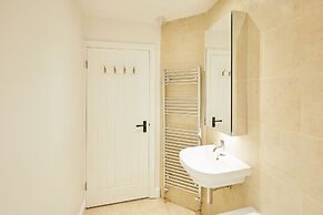 Host Stay The Old Dairy