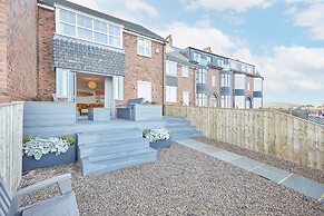 Host Stay Salty Seaview