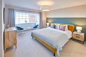 Host Stay Salty Seaview