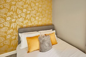 Host Stay Woods Yard