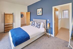 Host Stay West Cliff Retreat