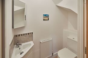 Host Stay West Cliff Retreat