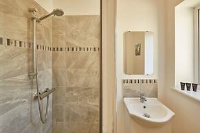 Host Stay West Cliff Retreat