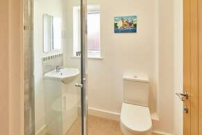 Host Stay West Cliff Retreat