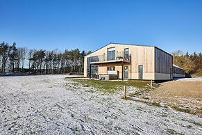 Host Stay The Gathering