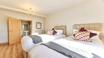 Host Stay The Gathering