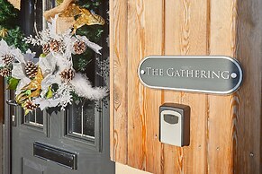 Host Stay The Gathering