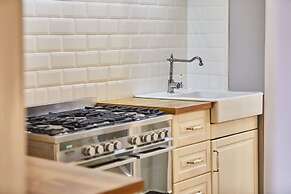 Host Stay Harbour Mist Cottage