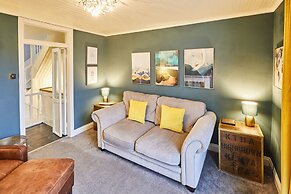 Host Stay Harbour Mist Cottage