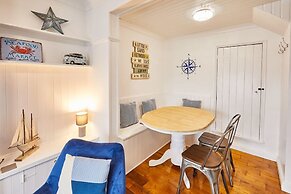 Host Stay Harbour Mist Cottage