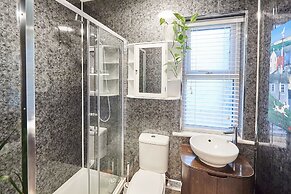 Host Stay Seas The Day