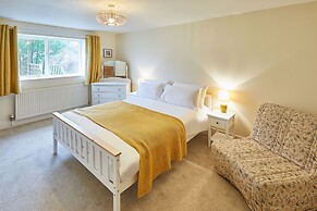 Host Stay The Garden Flat