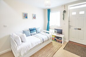 Host Stay Coach House Retreat