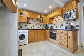 Host Stay Cummins Goings Cottage