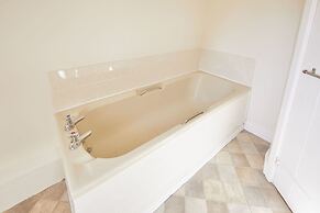 Host Stay Holmlea Cottage