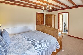 Host Stay The Arches Cottage