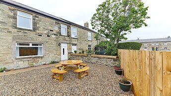 Host Stay Blacksmith s Cottage