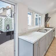 Host Stay King s Cottage