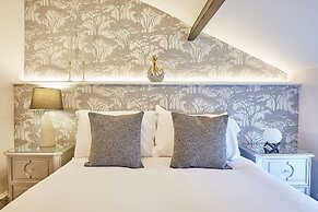 Host Stay 19 West End