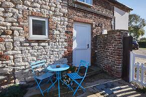 Host Stay May Cottage